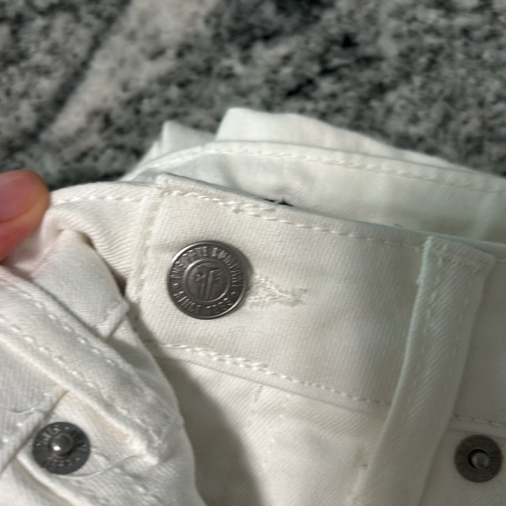 Frye High-Rise Crop Jeans Cuffed Hem WHITE Women's Size 4/27 6/28 NWT - Picture 7 of 9